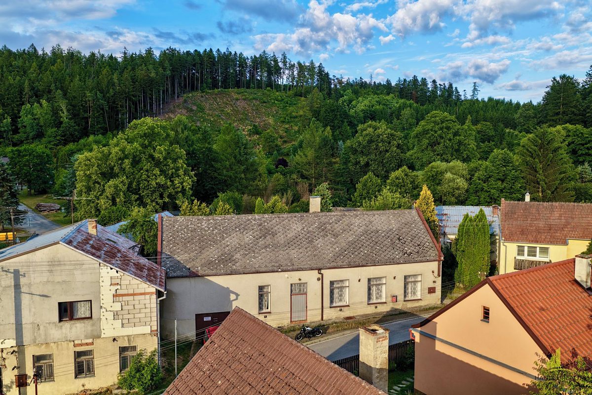 Prodej rodinného domu 200 m², pozemek 361 m²